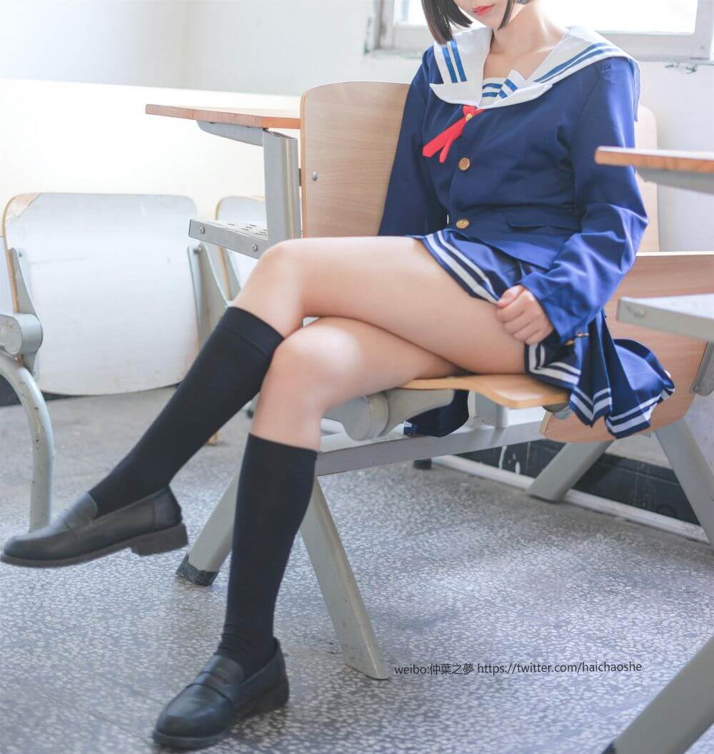 [轻兰映画] Grand.013 加藤惠校服插图5