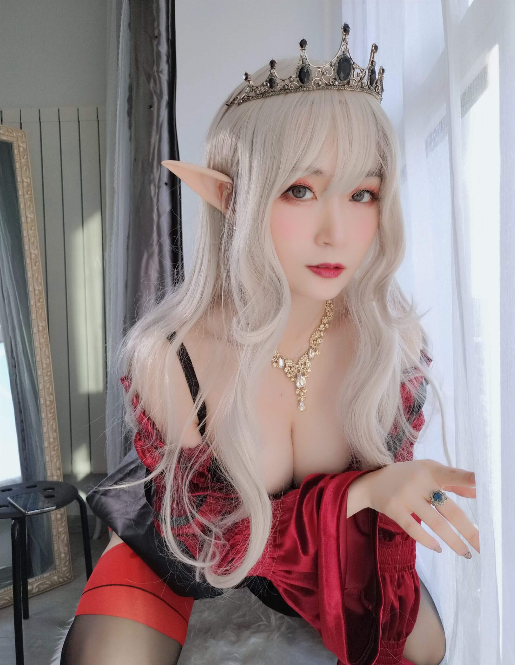 白银81 – 皇家吸血鬼插图