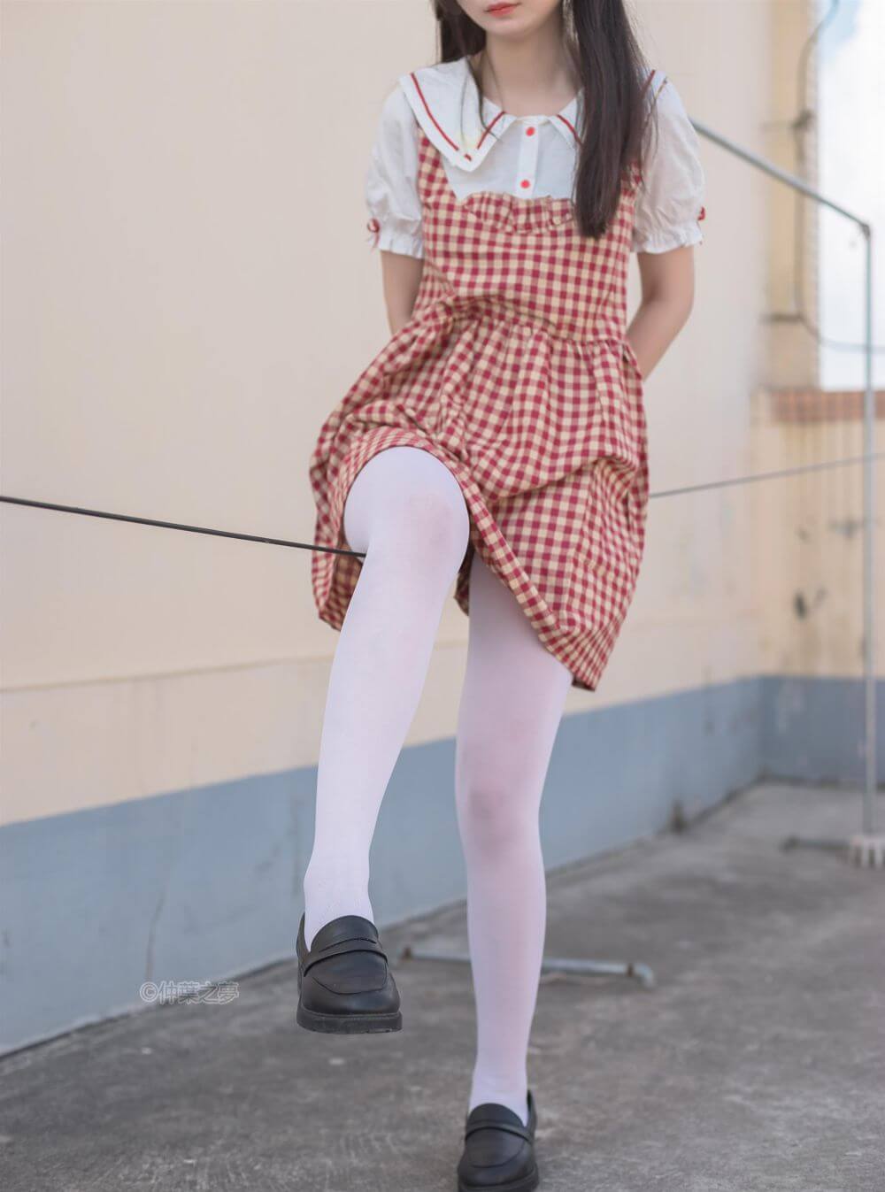 [轻兰映画] SPL.009 白丝格子连衣裙插图2