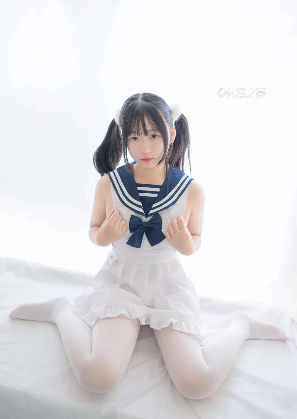 [轻兰映画] Grand.002 美代Miyo 情趣水手服插图3