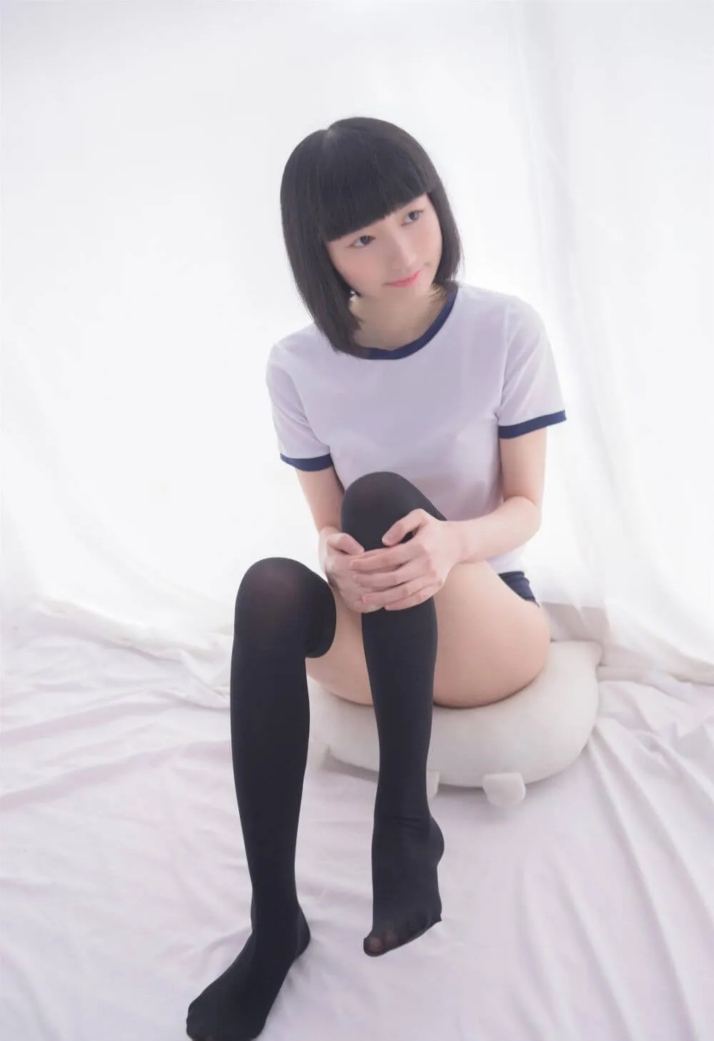 [轻兰映画] SPL.003 妹妹头少女的体操服插图4
