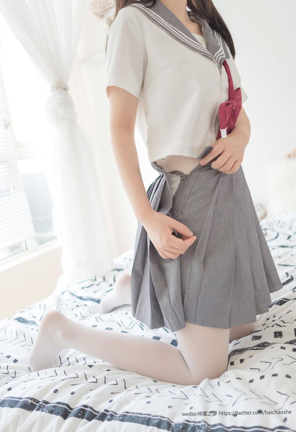 [轻兰映画] Grand.018 白丝水手裙插图2