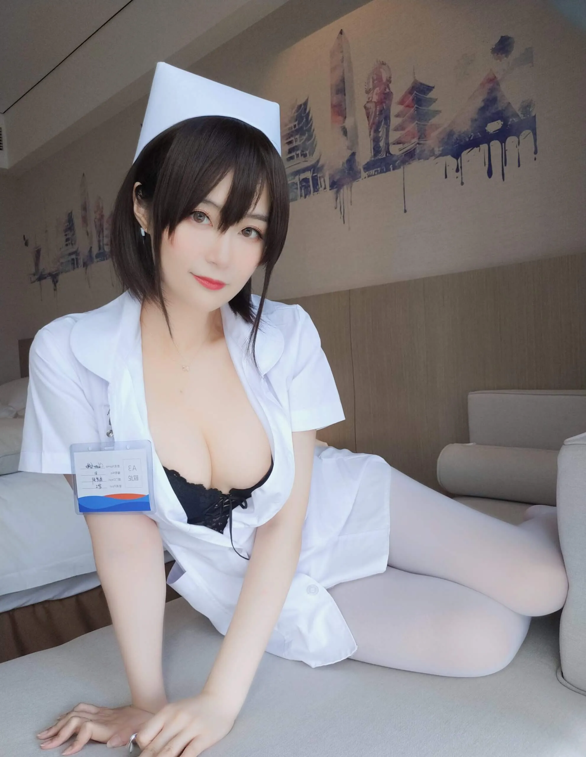 白银81 – 短发小护士-爱新番