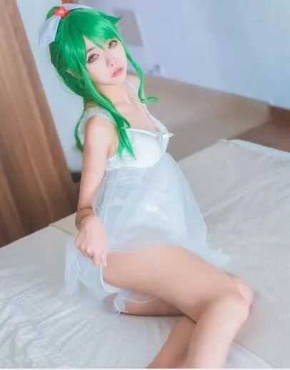 Momoko葵葵 – 法露忒-爱新番