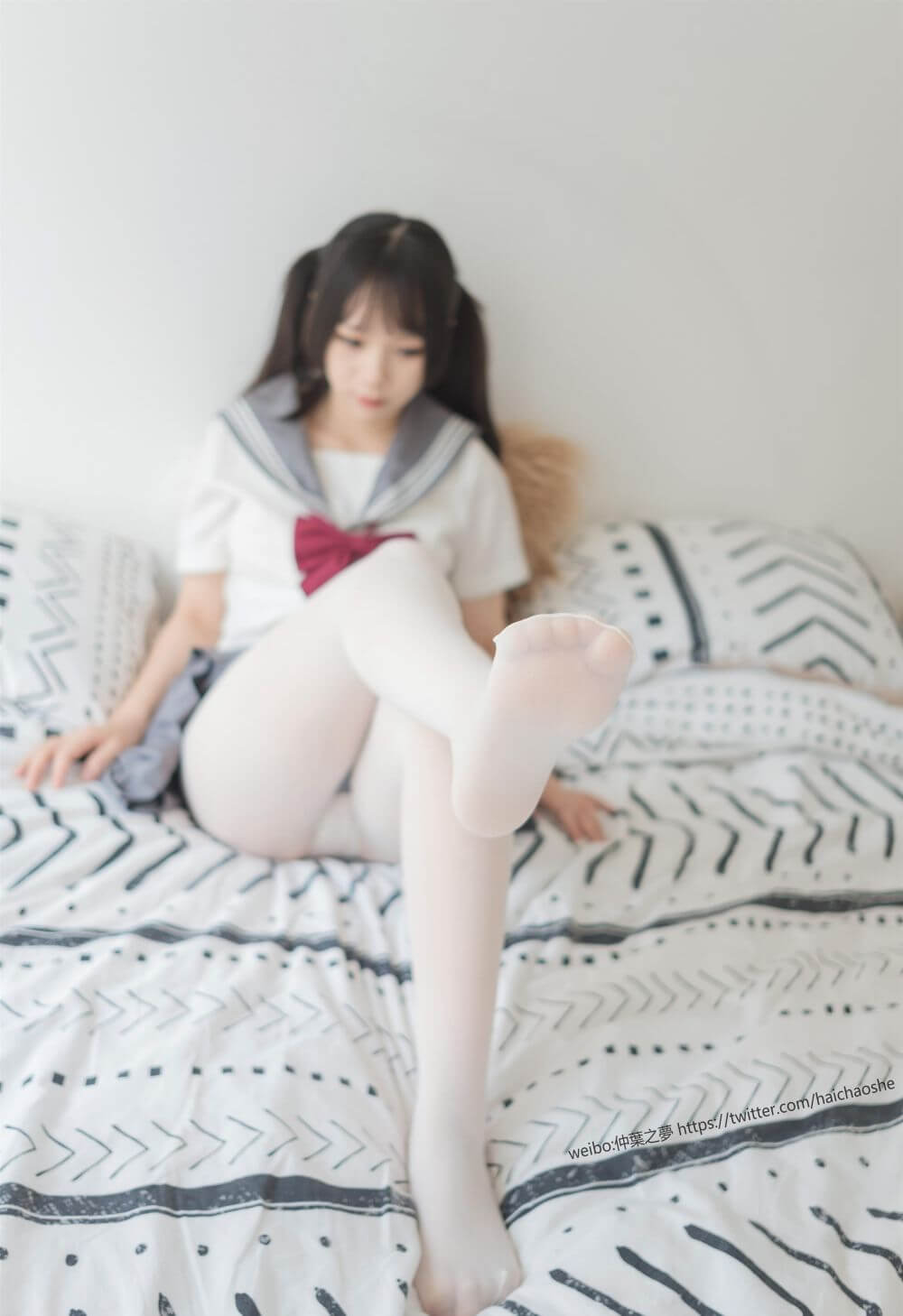 [轻兰映画] Grand.018 白丝水手裙插图1