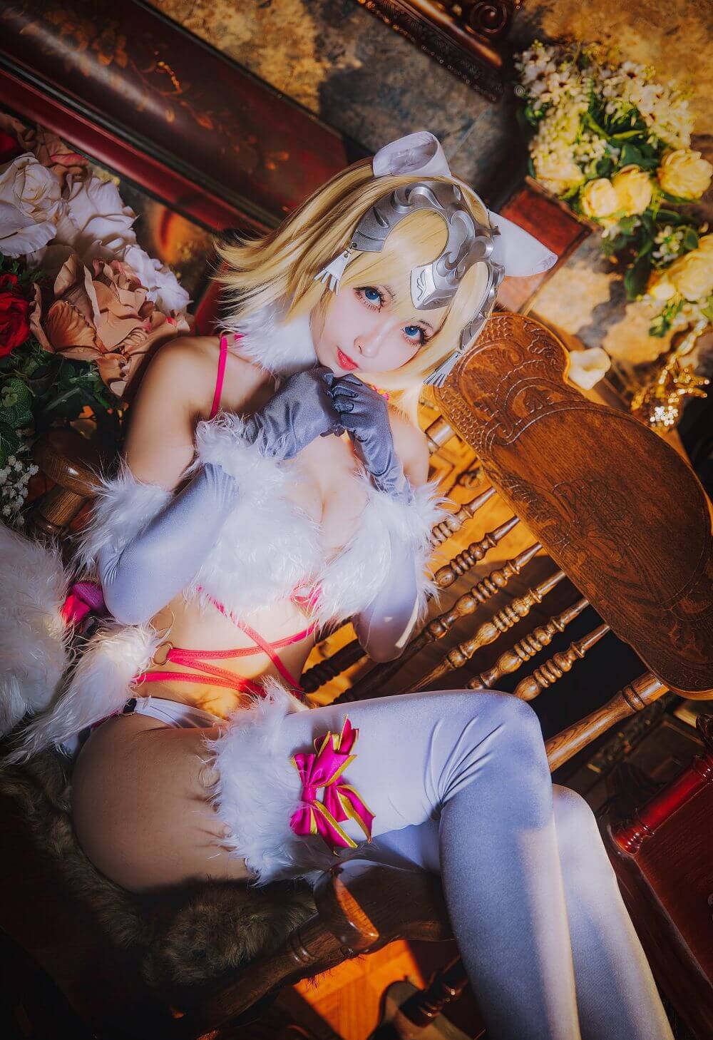 rioko凉凉子 – 白色贞德插图