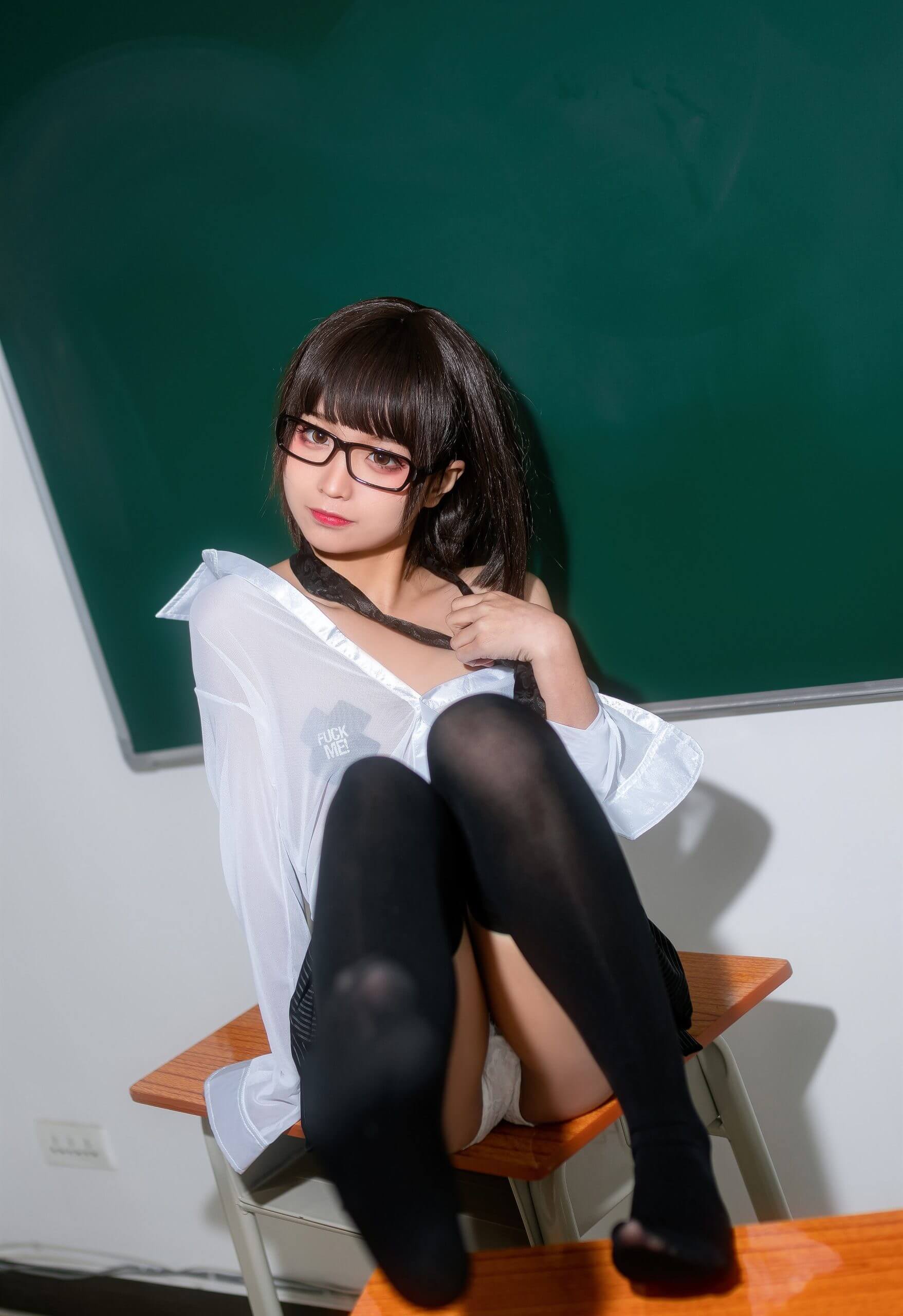 蠢沫沫 – 教师插图1