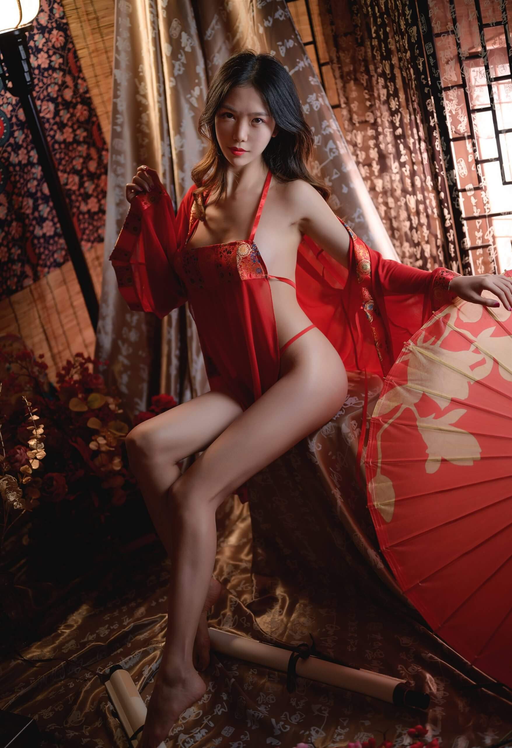 抖娘·利世 – 红肚兜插图