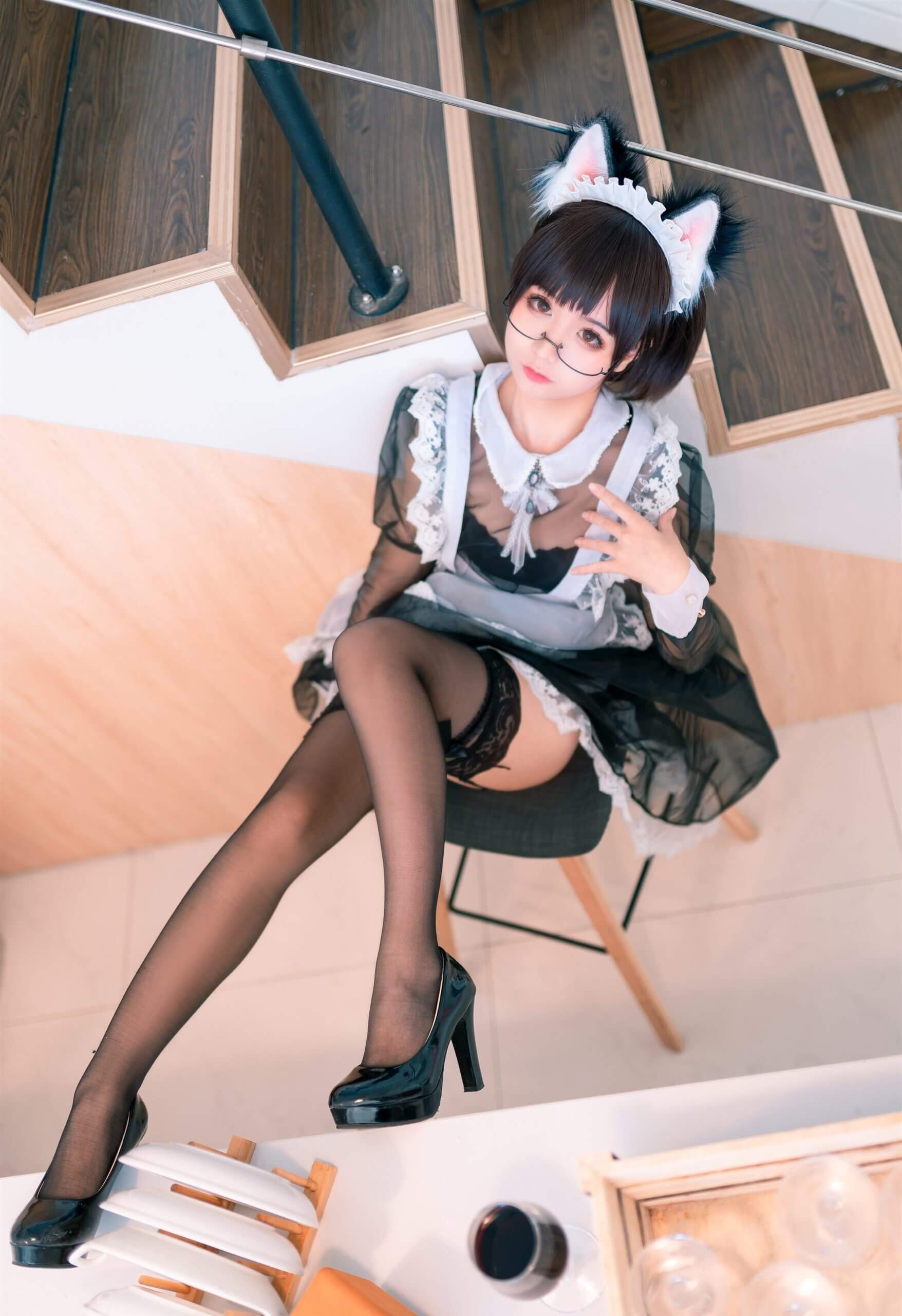 蠢沫沫 – 透明女仆插图2