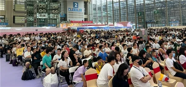 第十二届深圳动漫节盛大开幕,汉服才艺尽展中华文化风采插图1 第十二届深圳动漫节盛大开幕,汉服才艺尽展中华文化风采-ANICOGA
