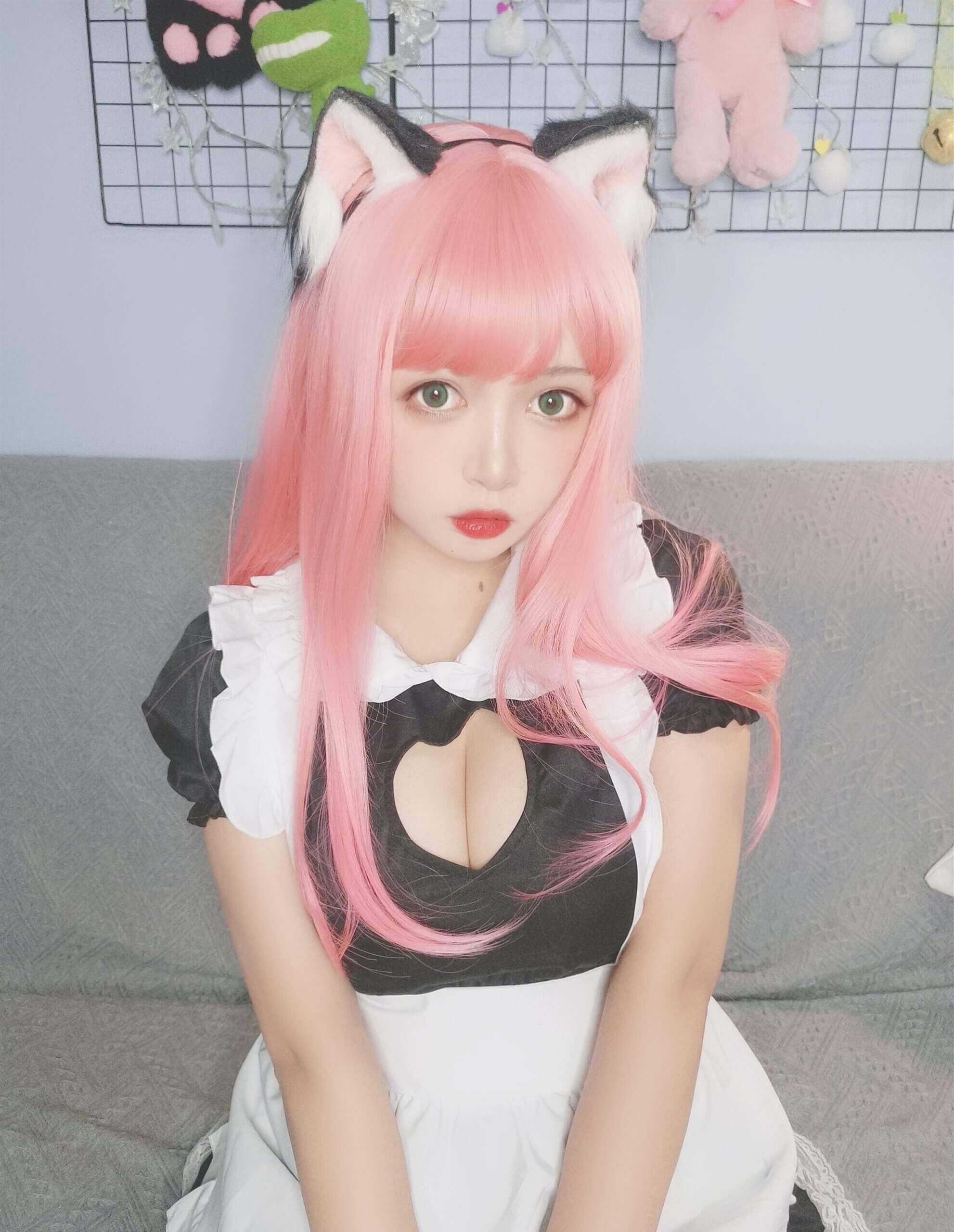 黑猫猫OvO – 猫女仆自拍插图1